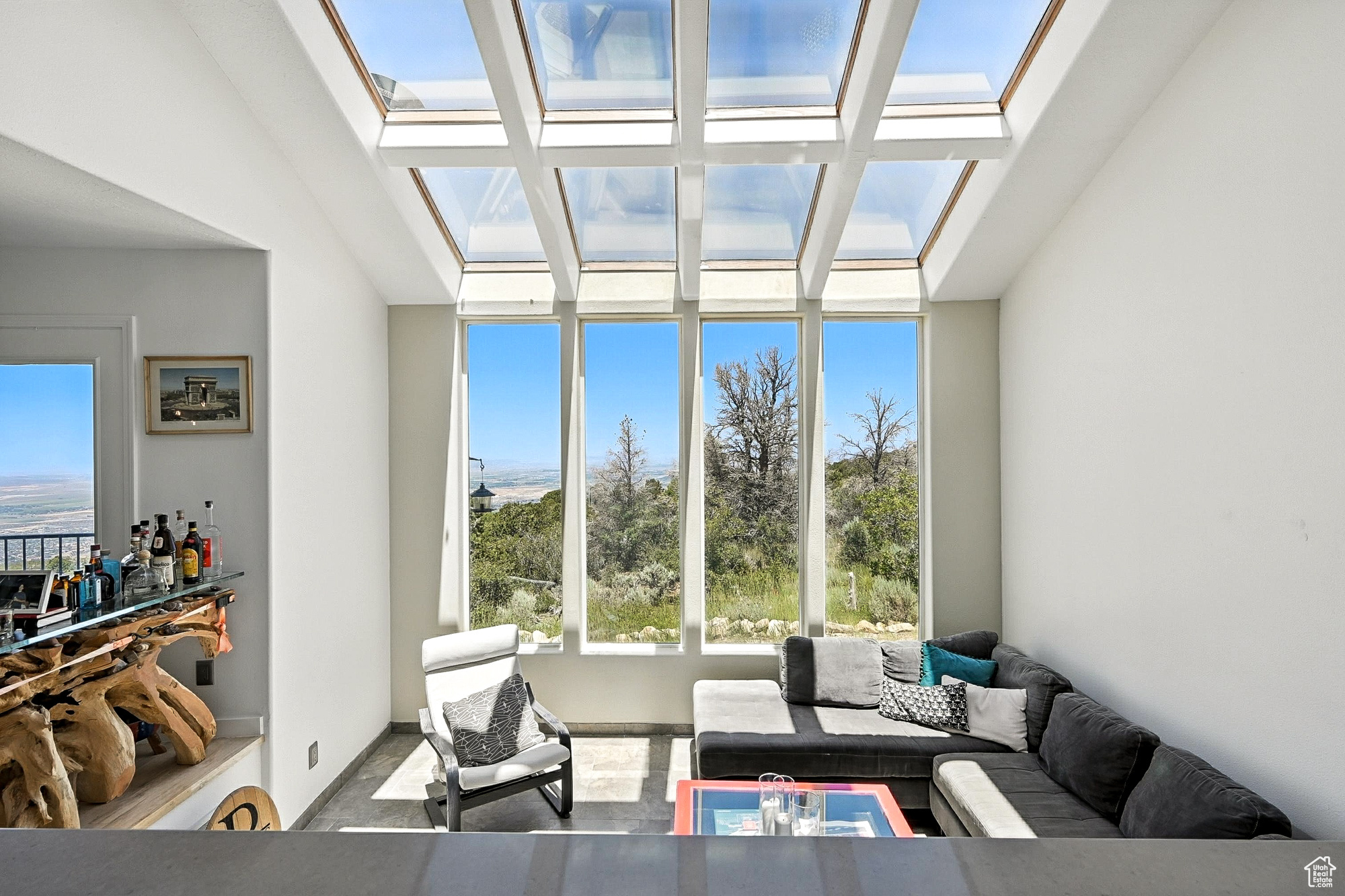CEDAR HIGHLANDS - Residential