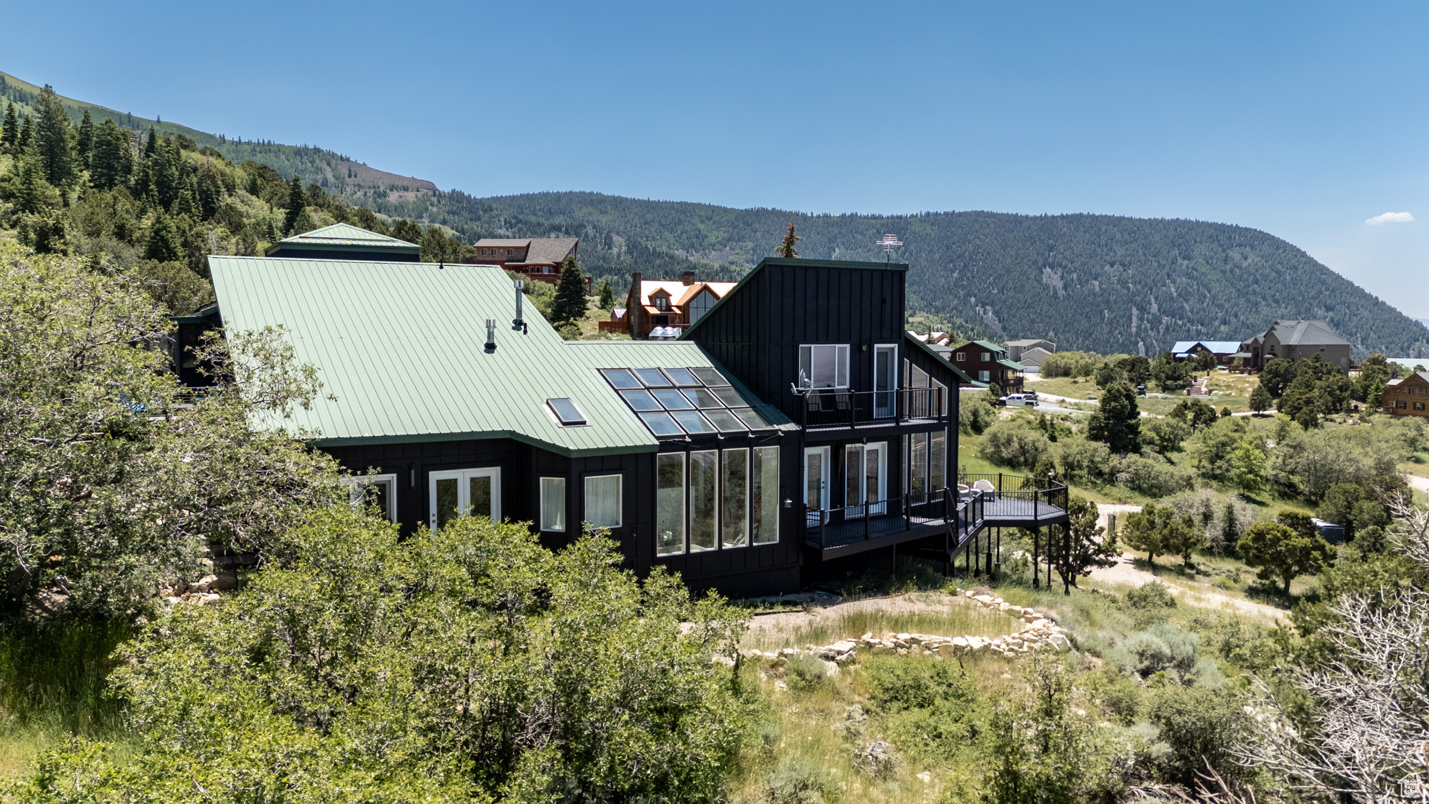 CEDAR HIGHLANDS - Residential