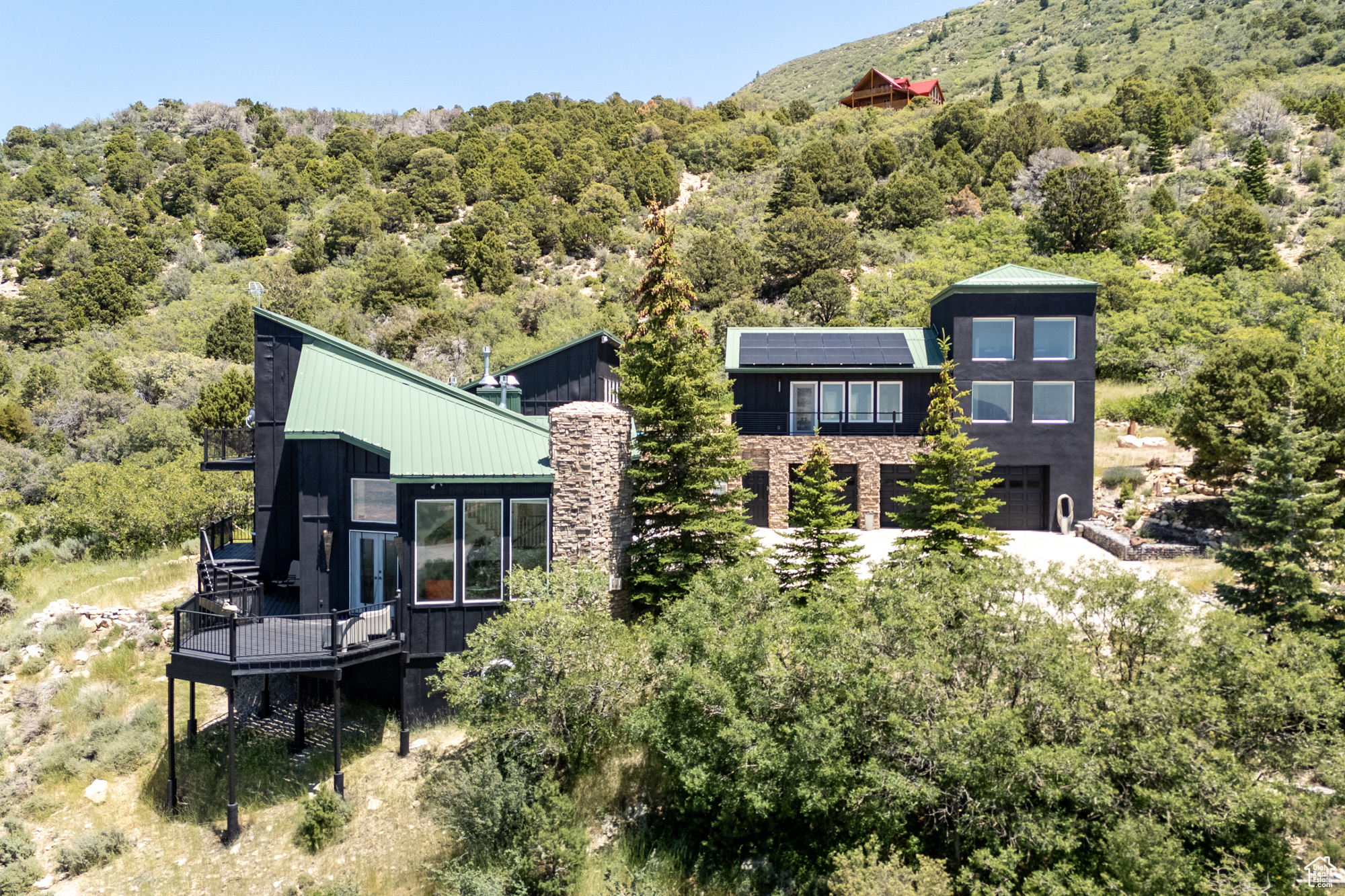 CEDAR HIGHLANDS - Residential