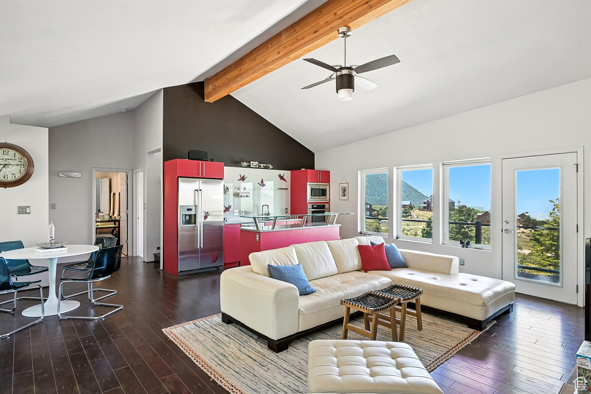 CEDAR HIGHLANDS - Residential