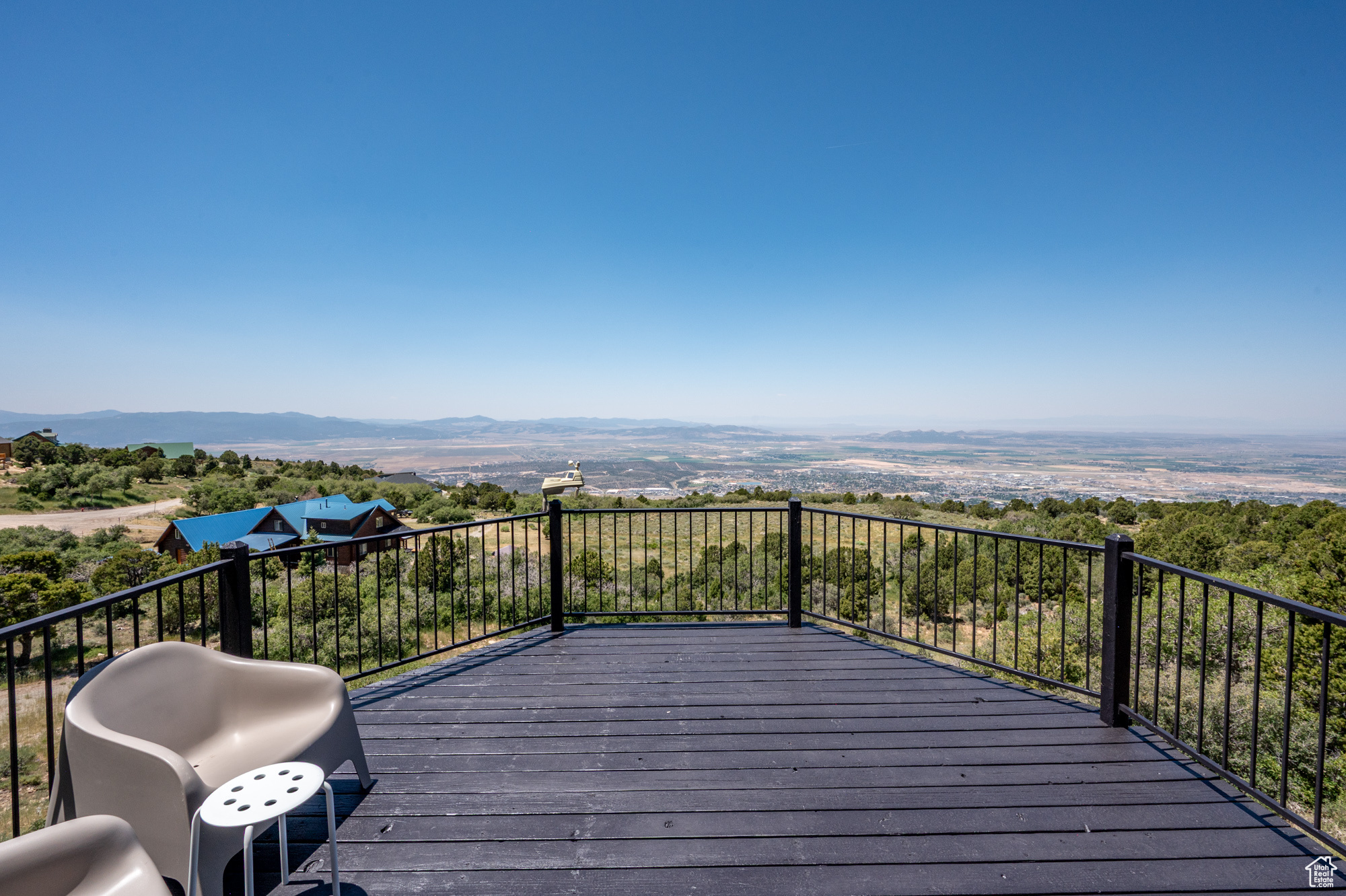CEDAR HIGHLANDS - Residential
