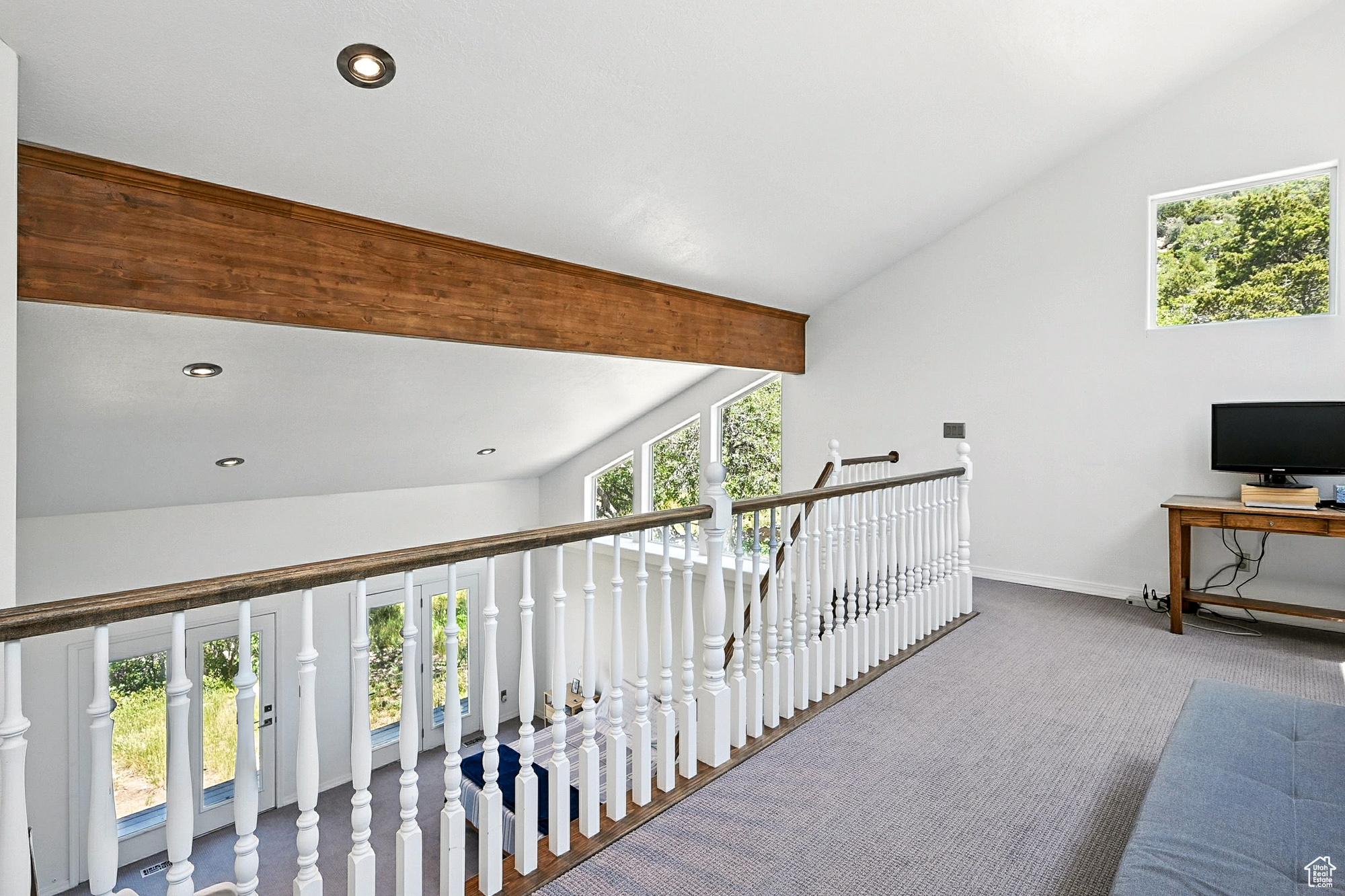 CEDAR HIGHLANDS - Residential