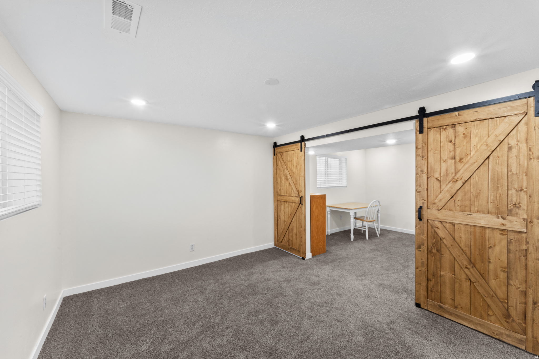 GREEN TREE - Residential