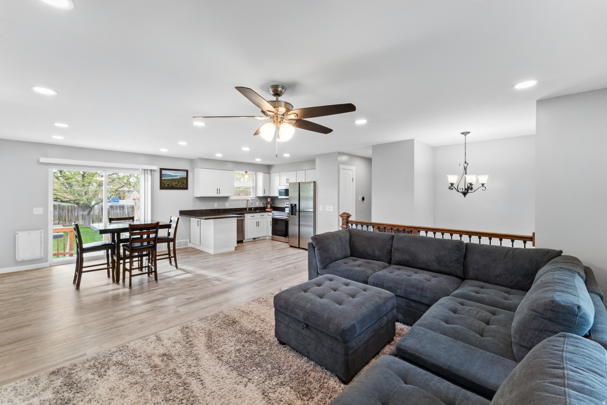 GREEN TREE - Residential