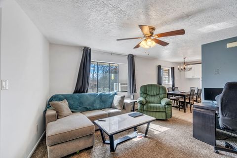 Photo of 645 SWENSON AVE #5, Springville, UT 84663 (MLS # 2138094)