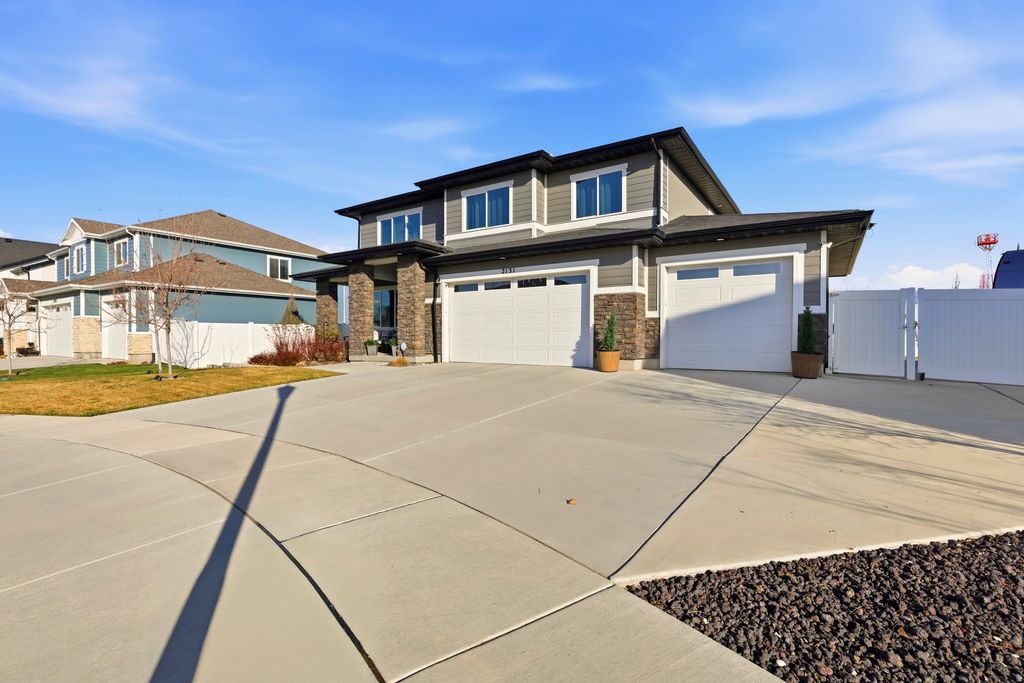 Photo of 2131 S 1825 ST W, Woods Cross, UT 84087 (MLS # 2133741)