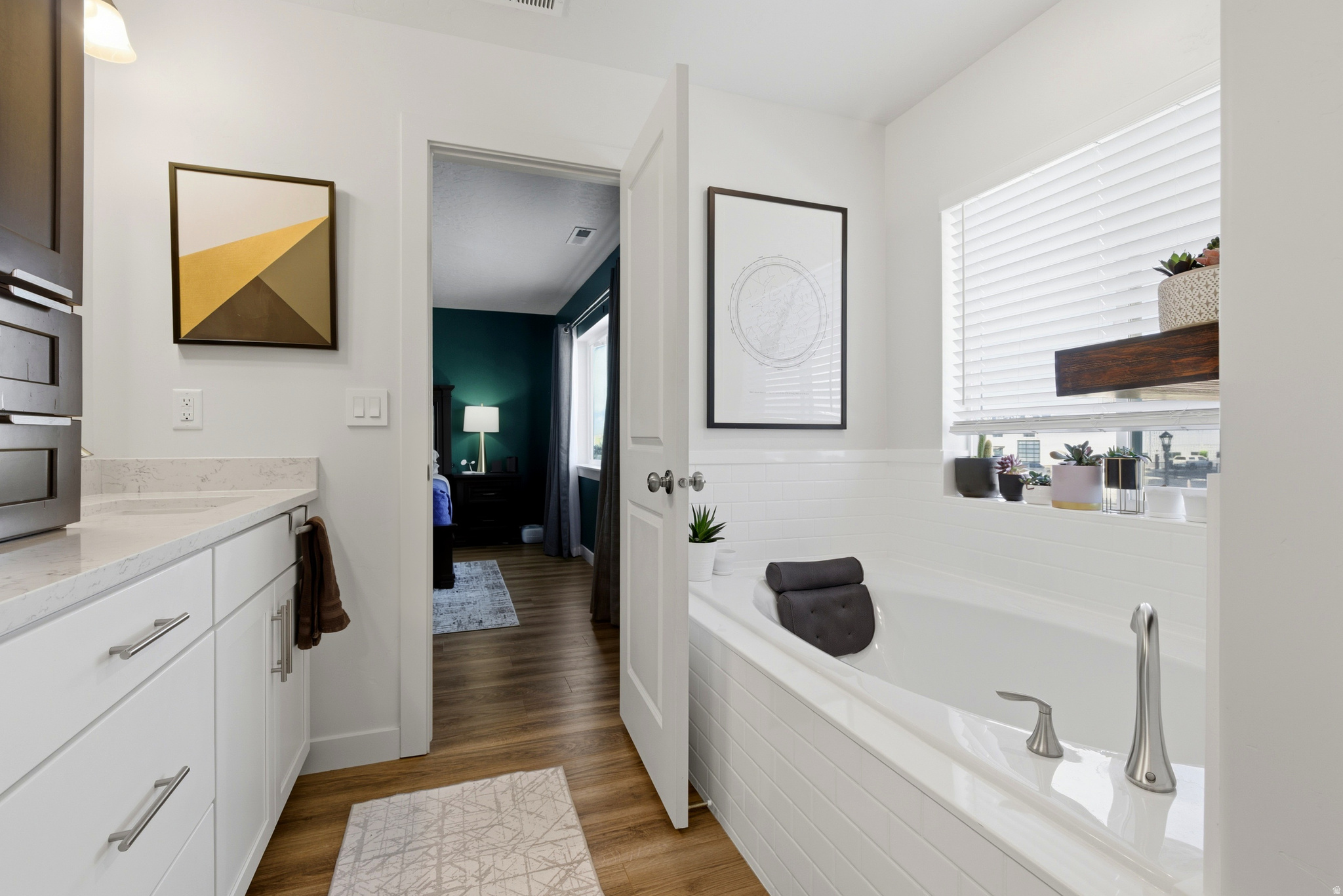 SHAMROCK - Residential