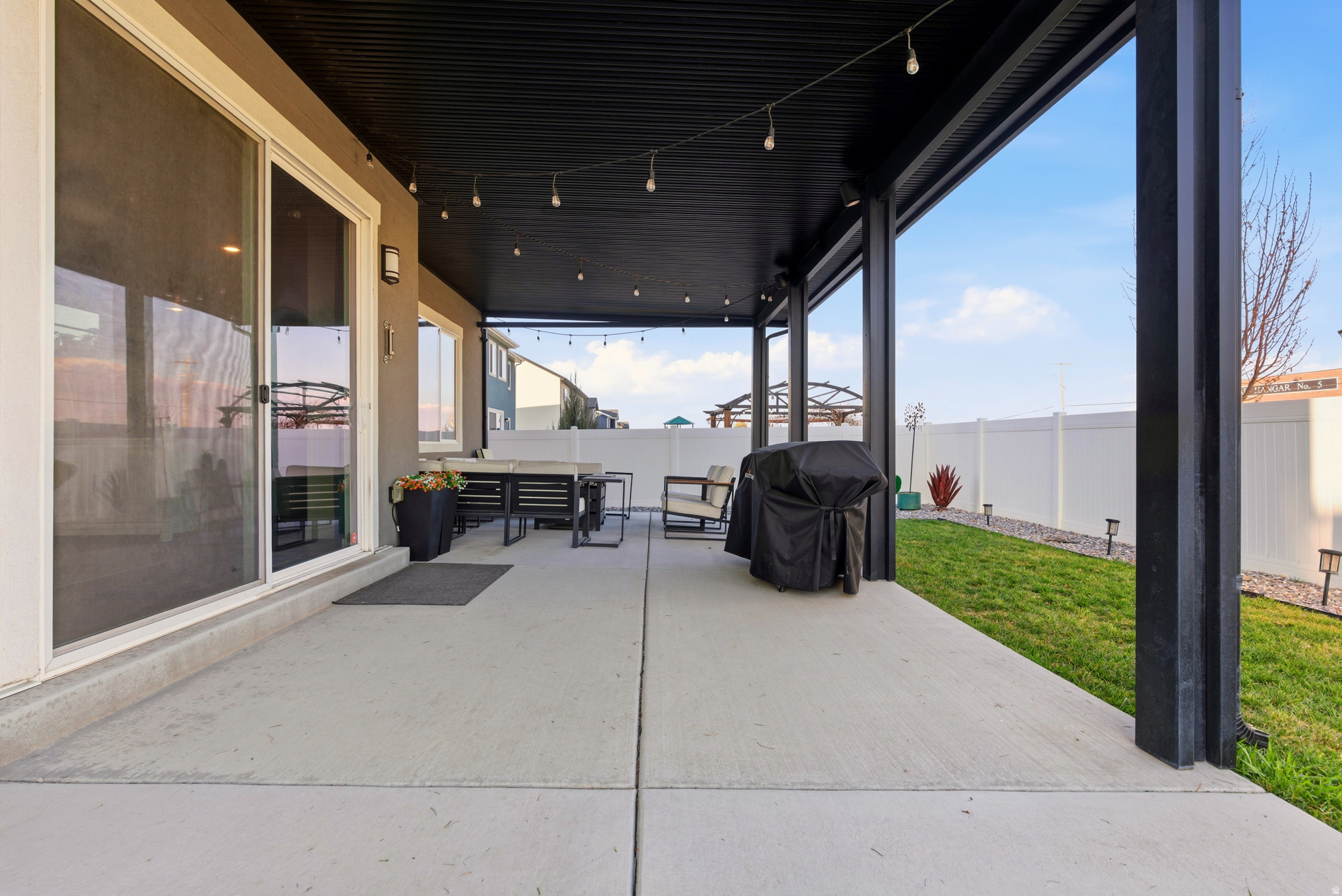 SHAMROCK - Residential