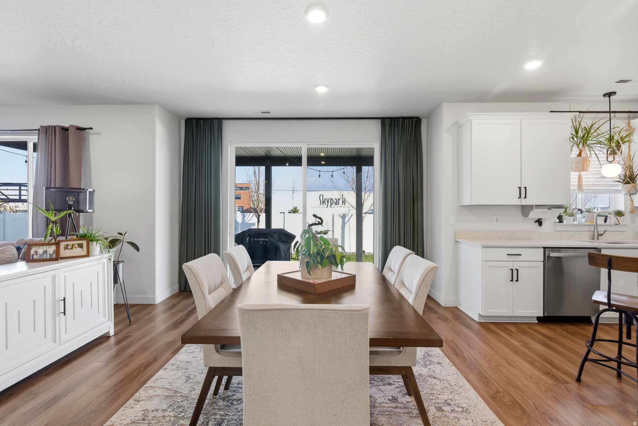 SHAMROCK - Residential