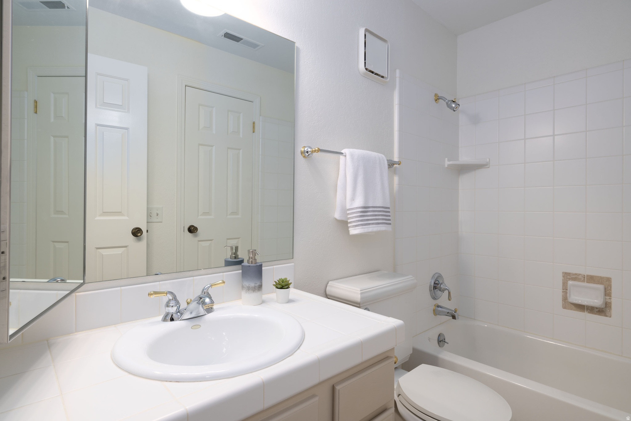 MEADOWS - Residential