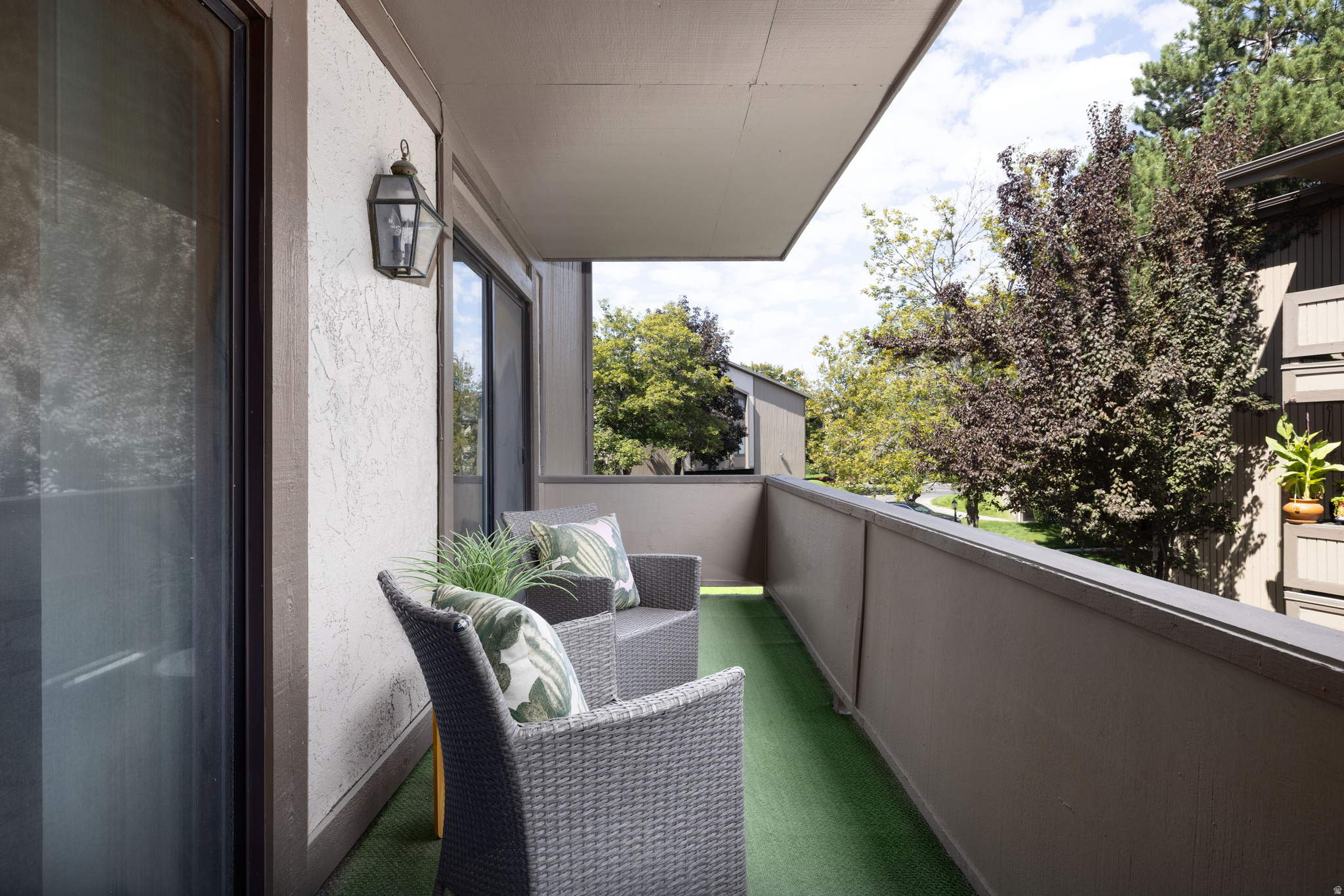 MEADOWS - Residential