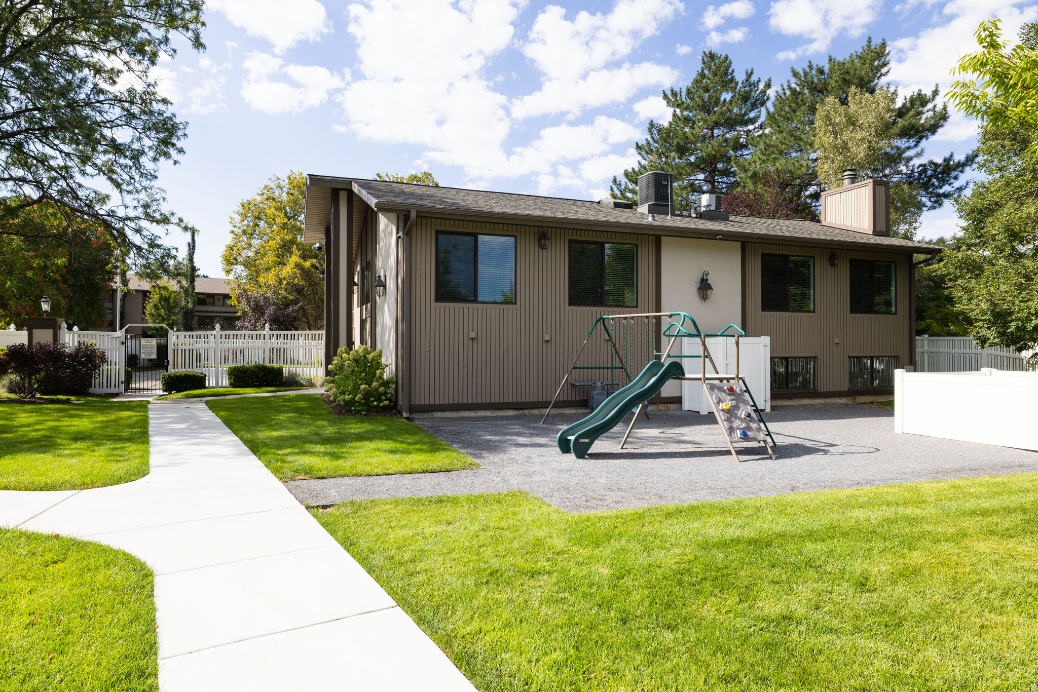 MEADOWS - Residential