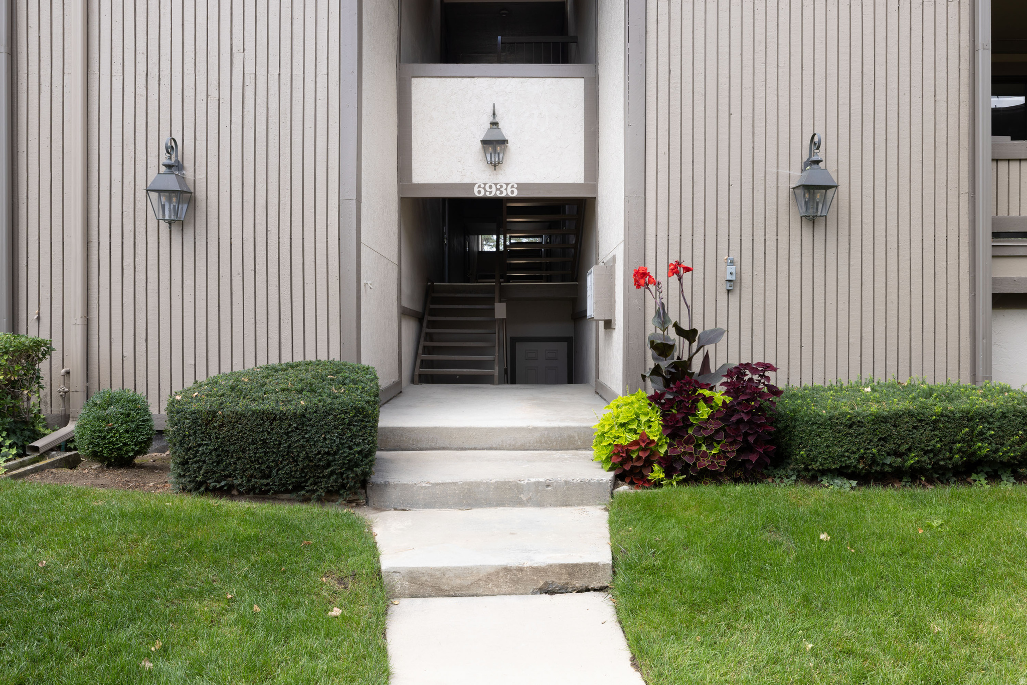 MEADOWS - Residential