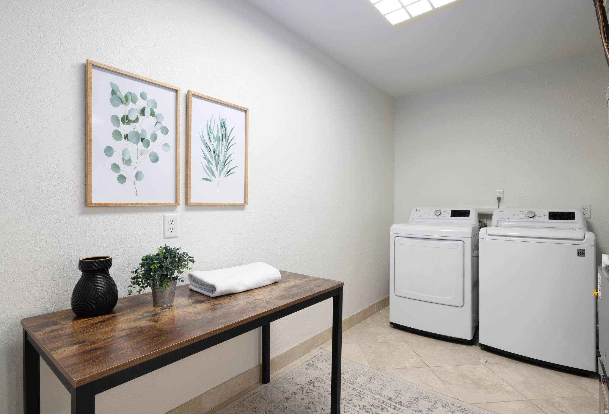 MEADOWS - Residential