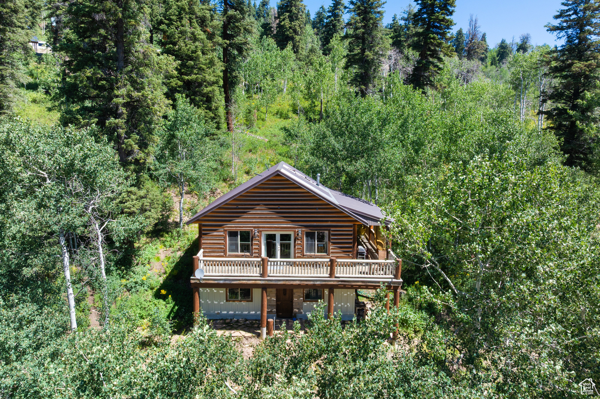 PINE MEADOW RANCH - Residential