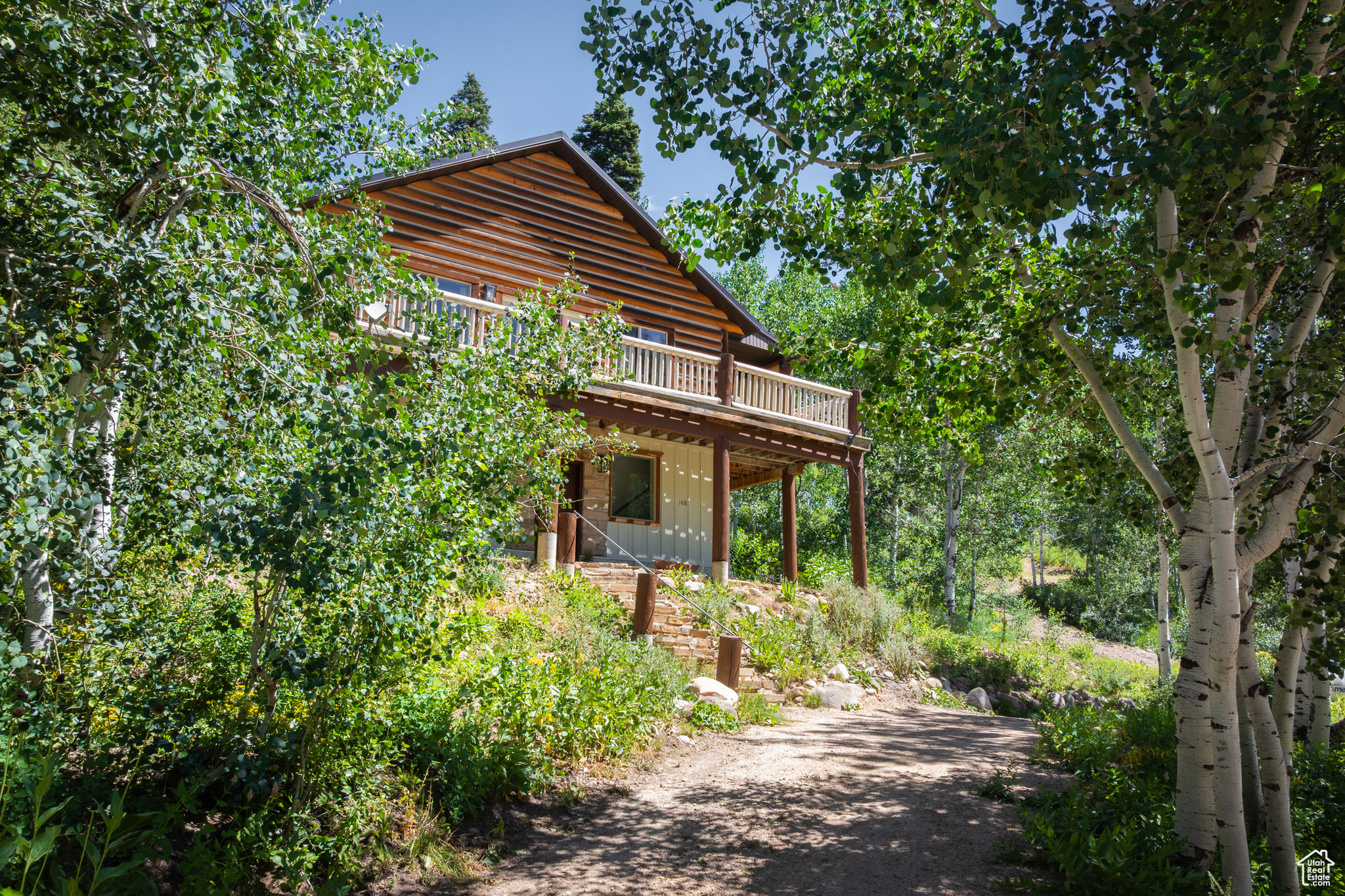 PINE MEADOW RANCH - Residential