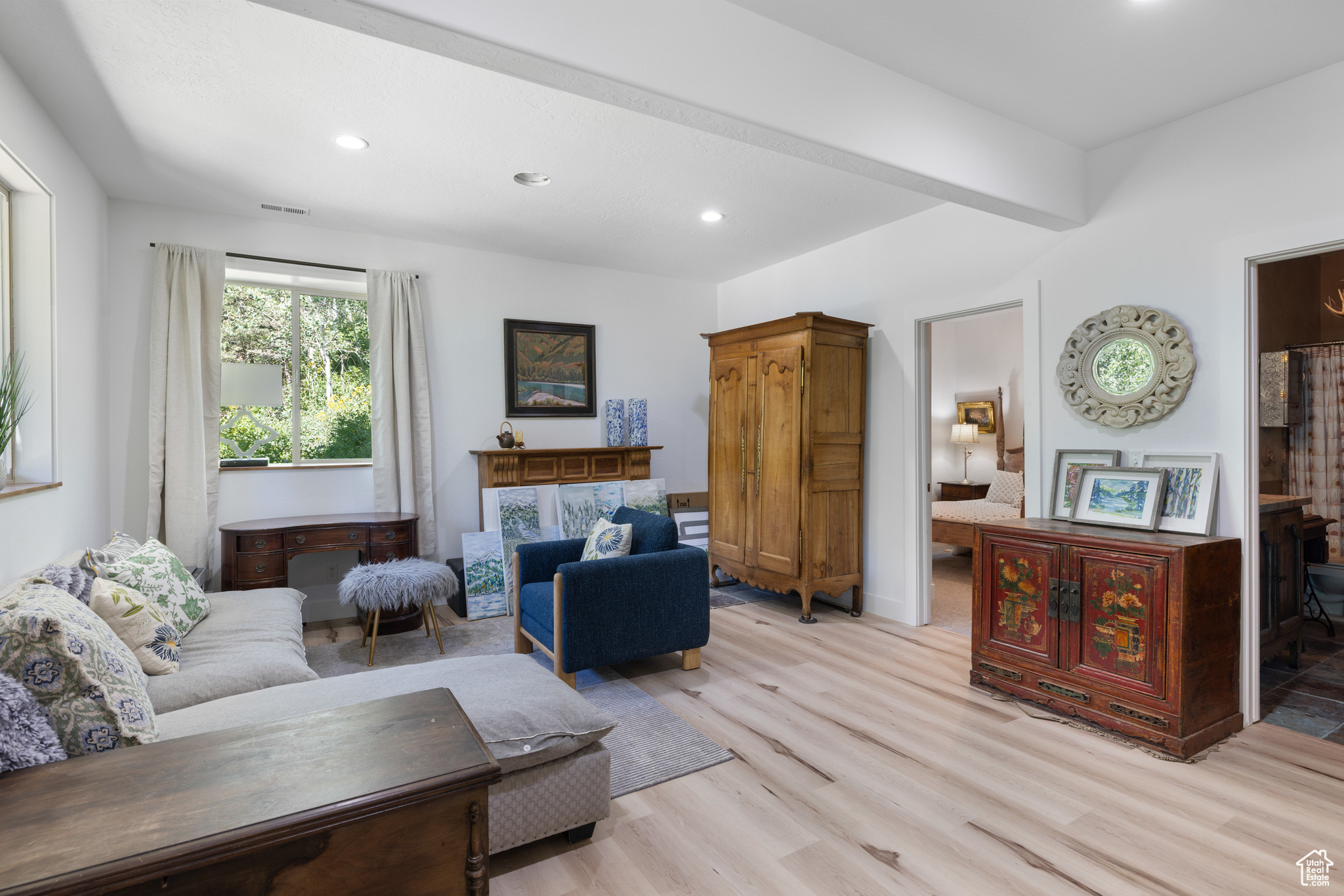PINE MEADOW RANCH - Residential