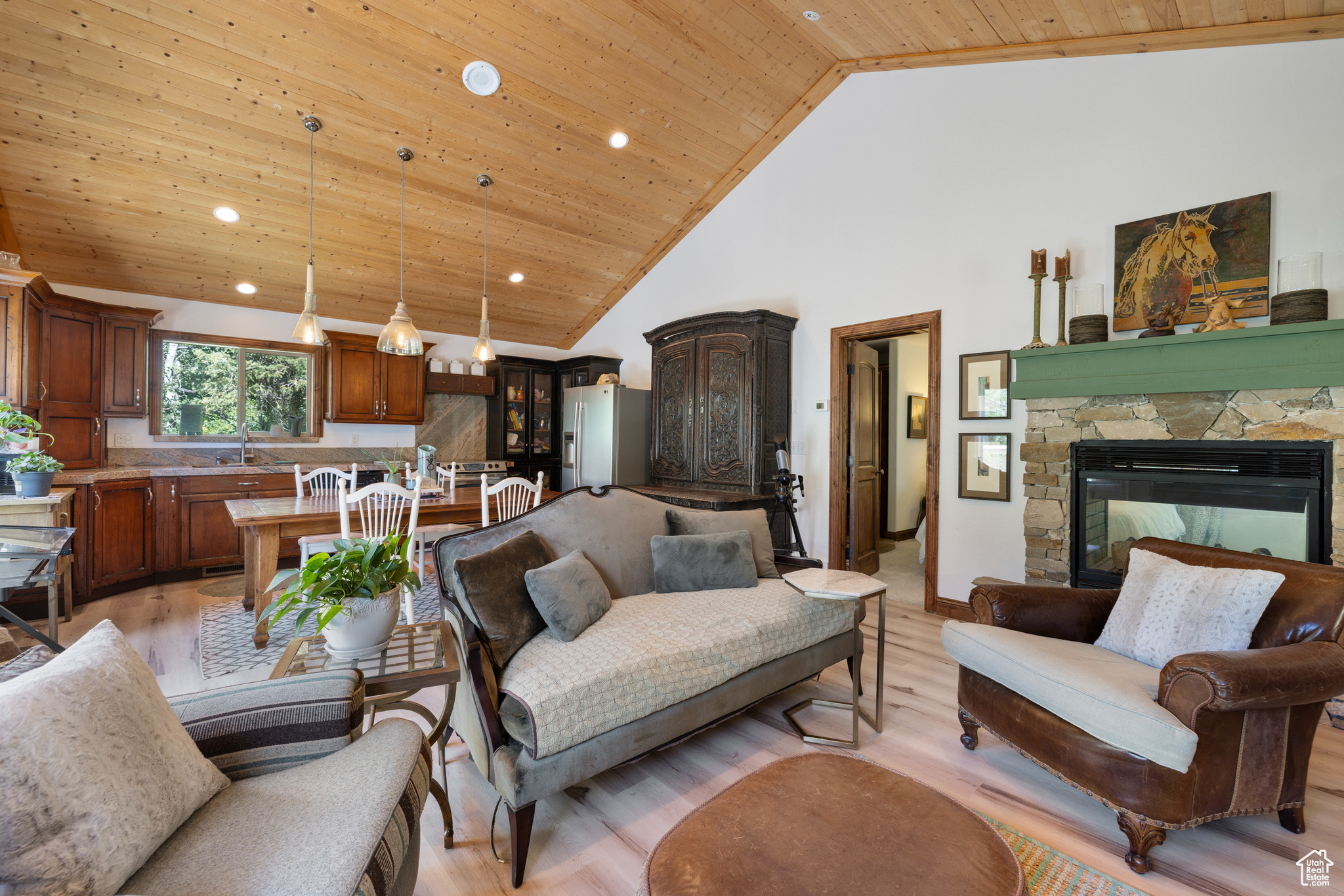 PINE MEADOW RANCH - Residential