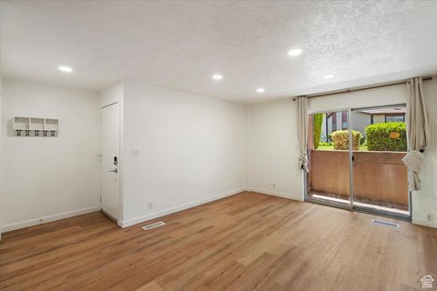 Tiny photo for 263 W GARDEN PARK DR N, Orem, UT 84057 (MLS # 2119445)