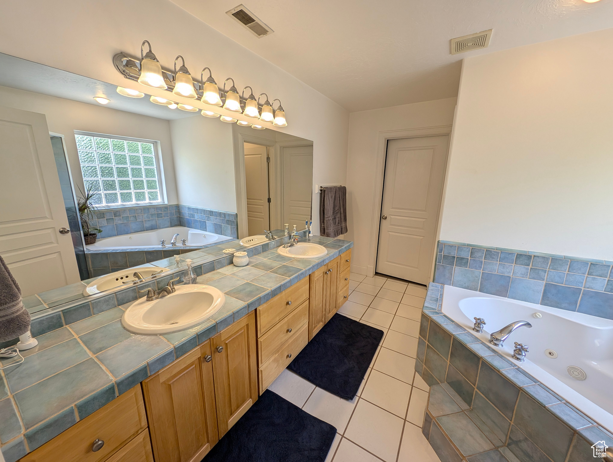 812 N Hillsdale Ln, Provo, Utah image 39