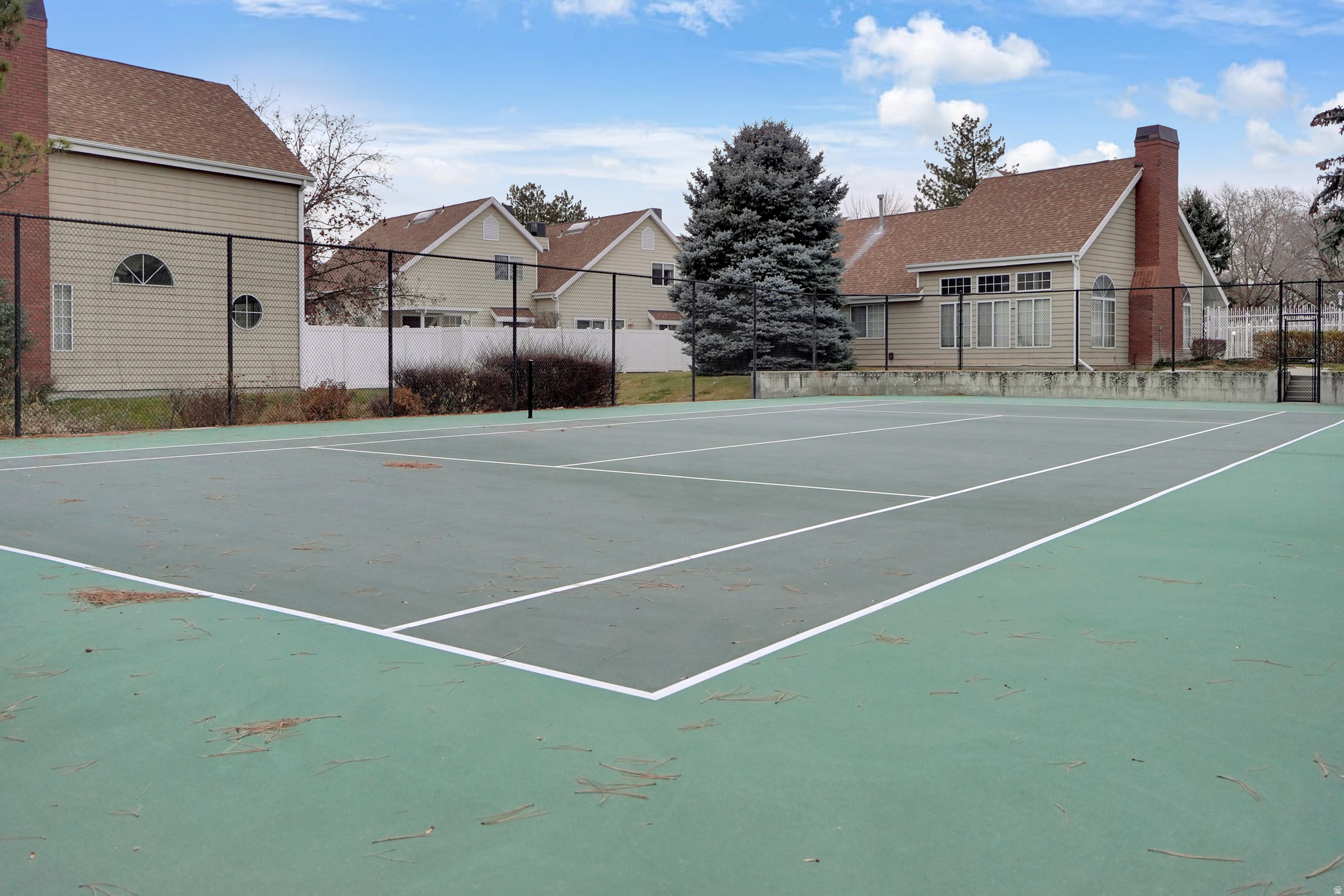 SPRING LANE CONDMN - Residential