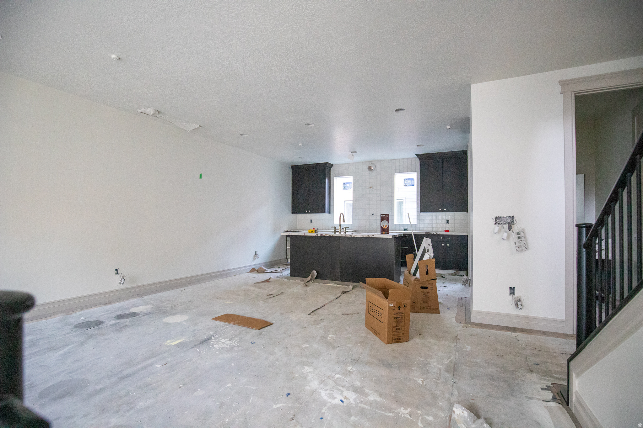 THE IRIS - Residential