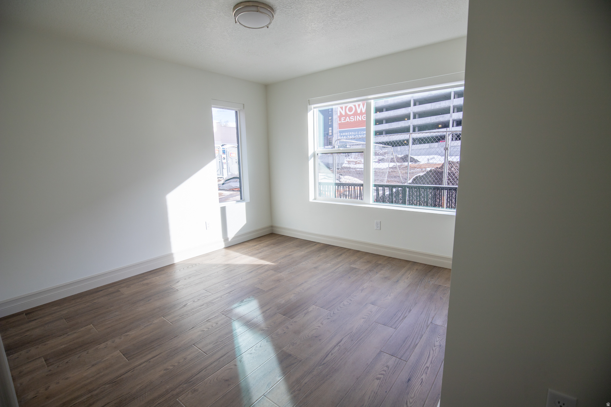 THE IRIS - Residential