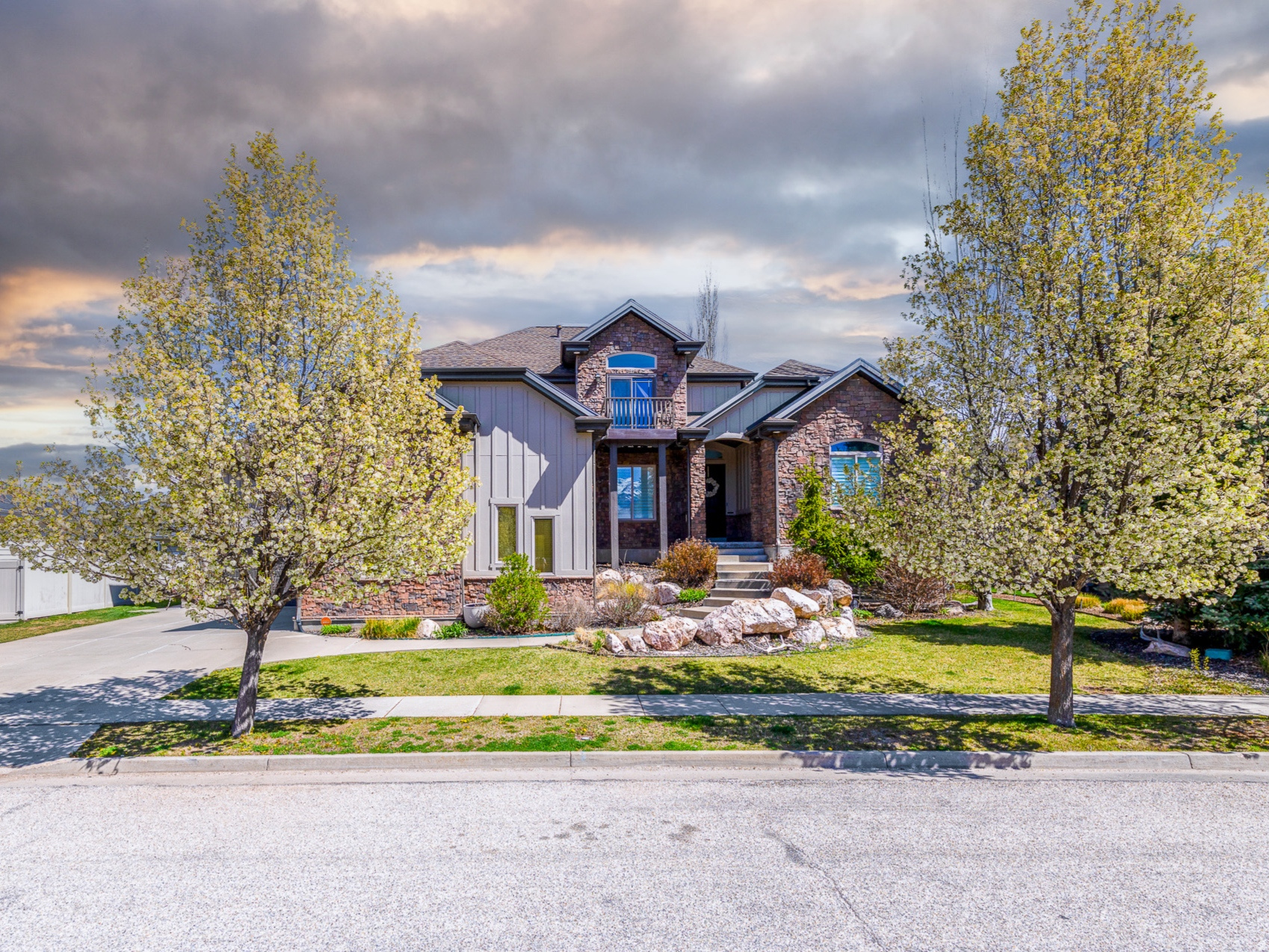 COTTONWOOD - Residential