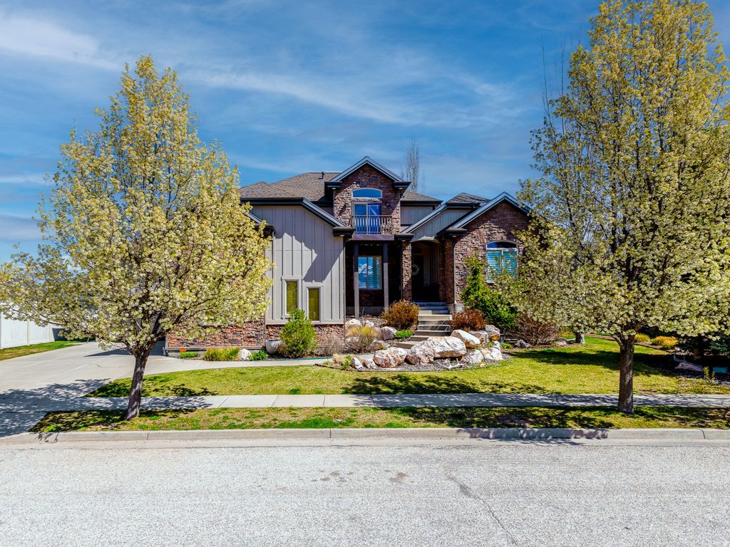 Photo of 5830 N BELMONT DR. Dr, Mountain Green, UT 84050 (MLS # 2149103)