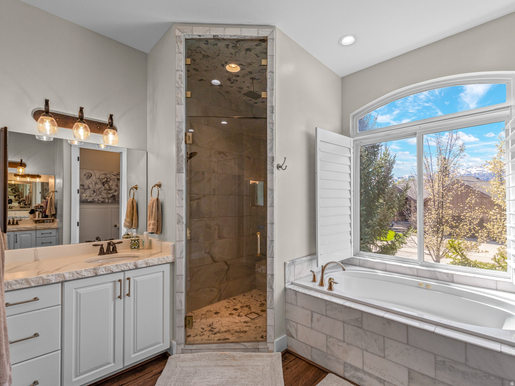 COTTONWOOD - Residential