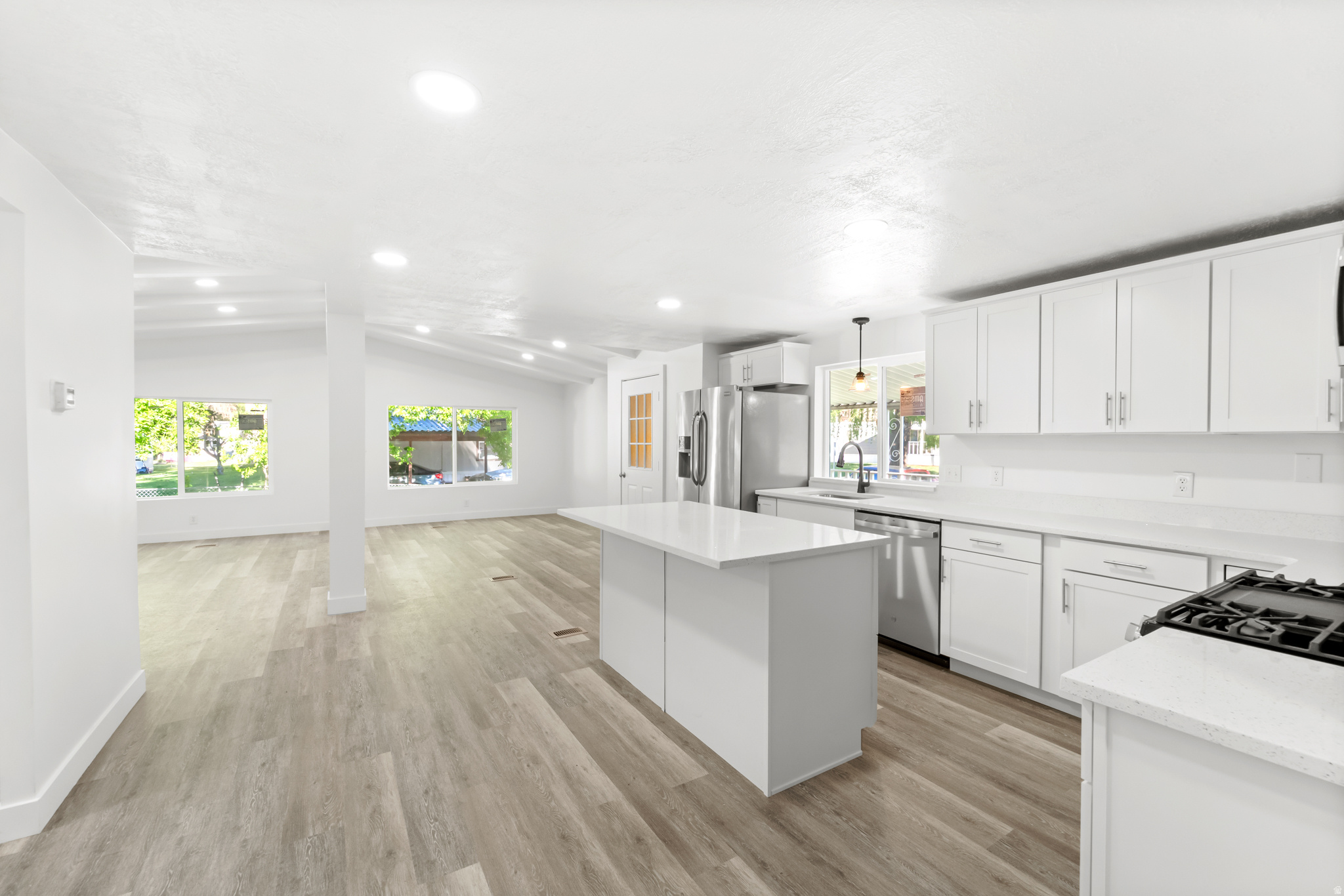 WILLOW CREEK ESTATES - Residential