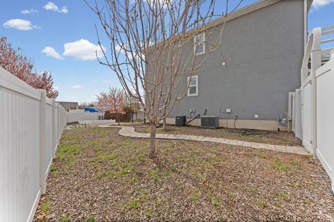 Tiny photo for 3877 W BUMPER CROP CIR, Riverton, UT 84065 (MLS # 2147621)