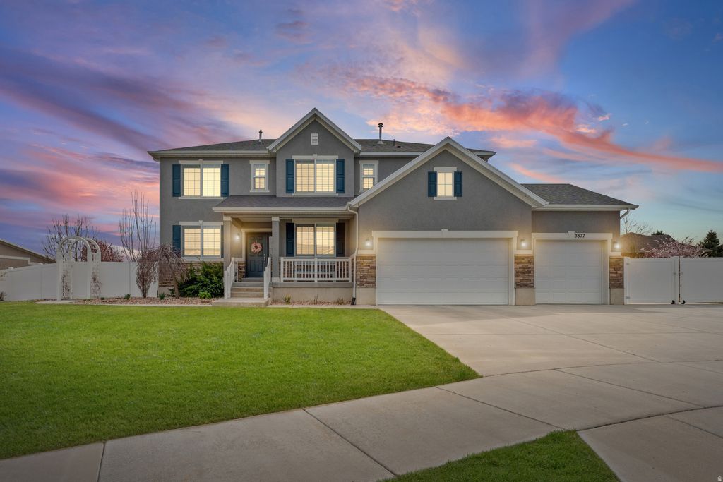 Photo of 3877 W BUMPER CROP CIR, Riverton, UT 84065 (MLS # 2147621)