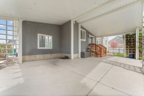 Tiny photo for 3877 W BUMPER CROP CIR, Riverton, UT 84065 (MLS # 2147621)