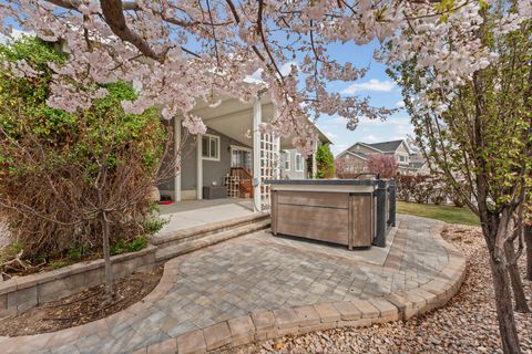 Tiny photo for 3877 W BUMPER CROP CIR, Riverton, UT 84065 (MLS # 2147621)