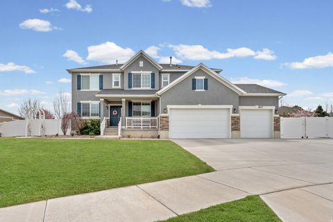 Tiny photo for 3877 W BUMPER CROP CIR, Riverton, UT 84065 (MLS # 2147621)