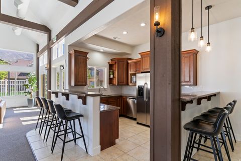 Tiny photo for 979 W WILLOW GREEN WAY, Farmington, UT 84025 (MLS # 2149082)