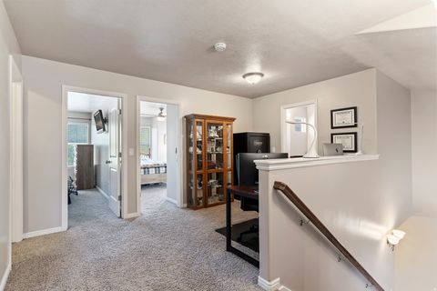 Tiny photo for 979 W WILLOW GREEN WAY, Farmington, UT 84025 (MLS # 2149082)