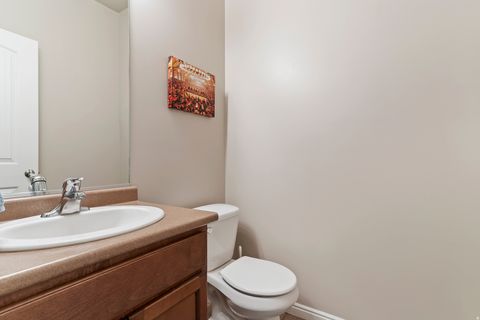 Tiny photo for 979 W WILLOW GREEN WAY, Farmington, UT 84025 (MLS # 2149082)