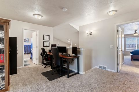 Tiny photo for 979 W WILLOW GREEN WAY, Farmington, UT 84025 (MLS # 2149082)