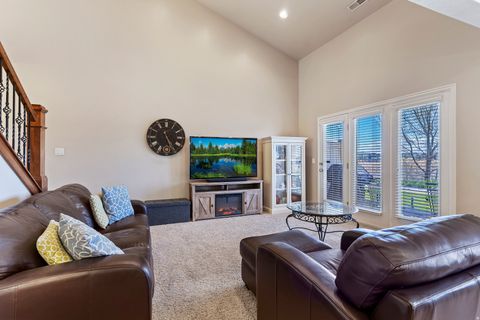 Tiny photo for 979 W WILLOW GREEN WAY, Farmington, UT 84025 (MLS # 2149082)
