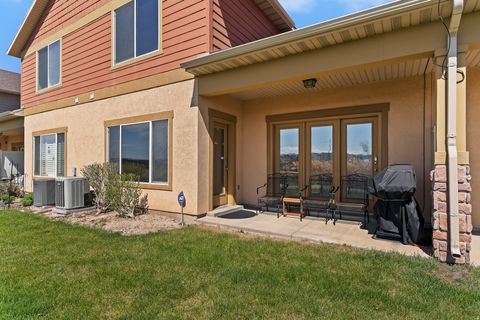Tiny photo for 979 W WILLOW GREEN WAY, Farmington, UT 84025 (MLS # 2149082)