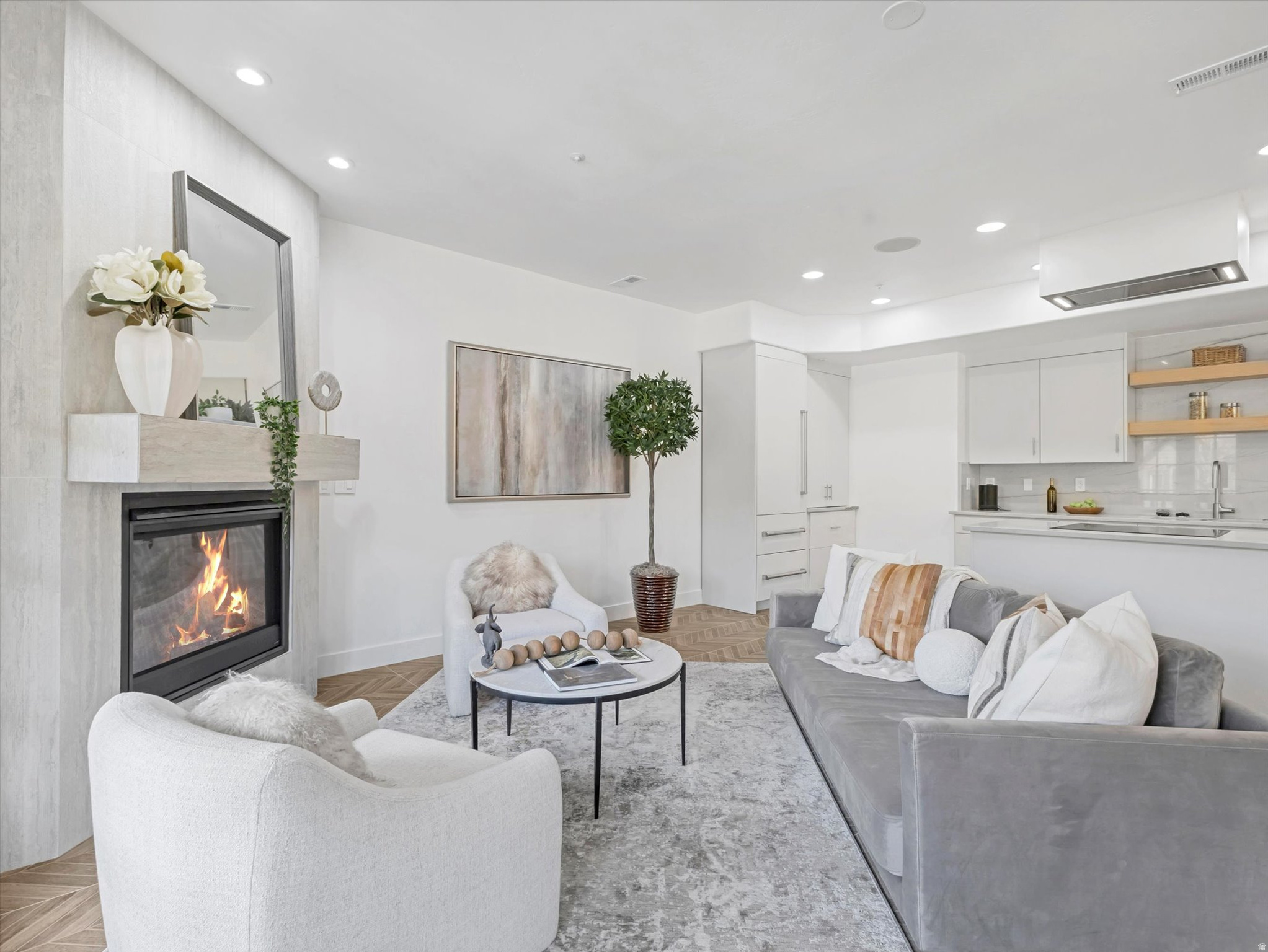 CANYON LINKS - Residential