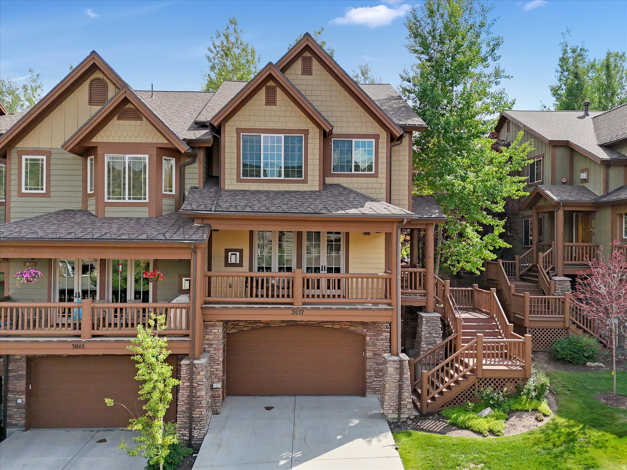 CANYON LINKS - Residential