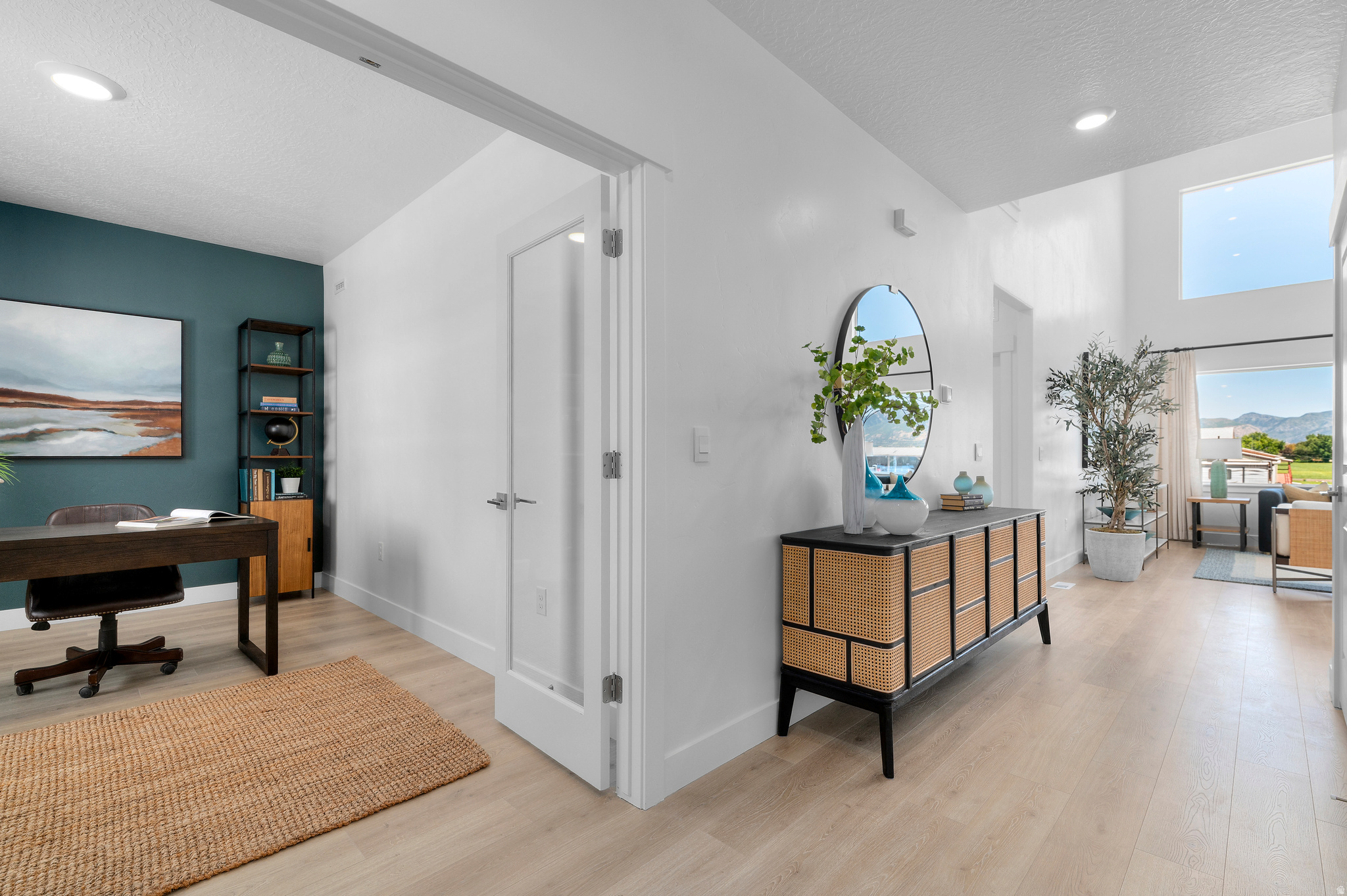 MOUNTAINSIDE ESTATES - Residential