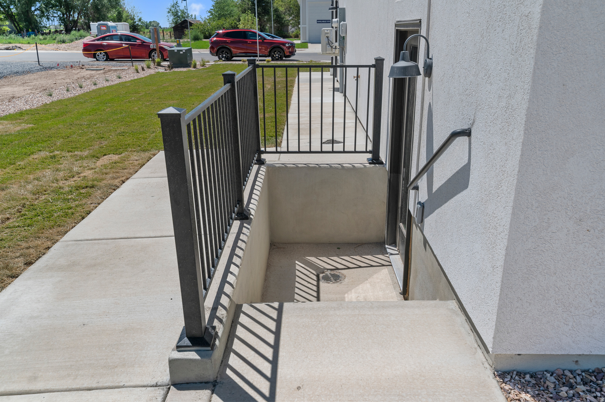 MOUNTAINSIDE ESTATES - Residential