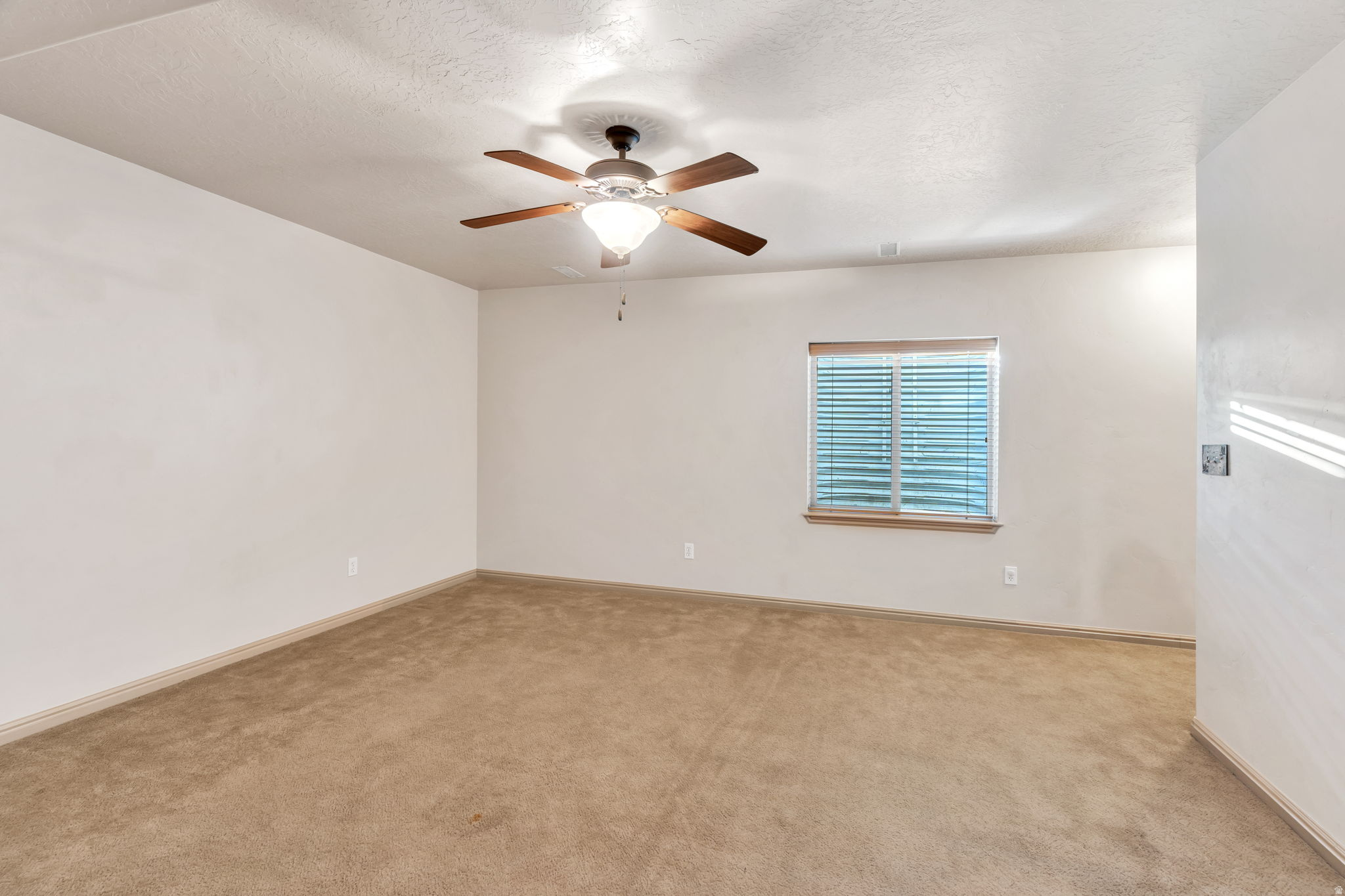 INDEPENDENCE AVE - Residential