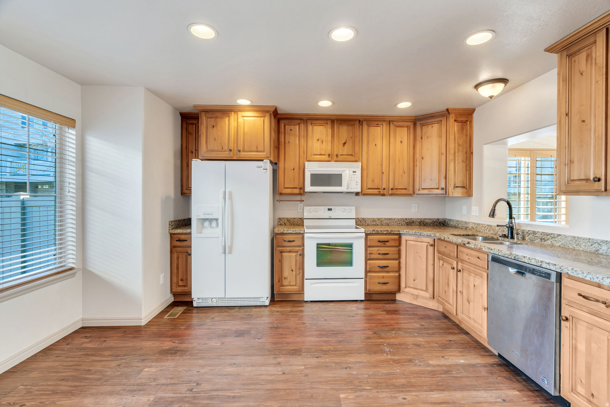 INDEPENDENCE AVE - Residential