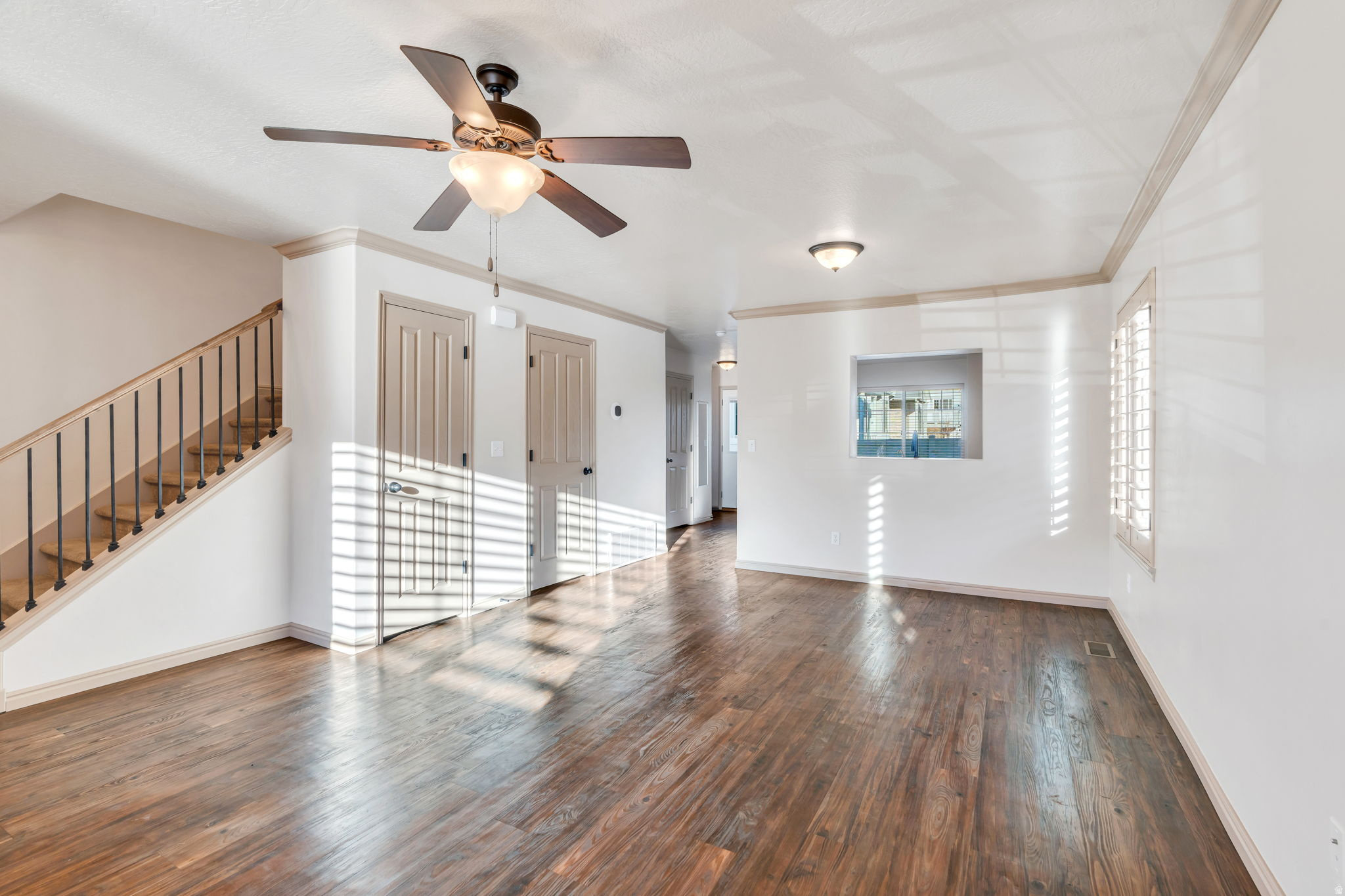 INDEPENDENCE AVE - Residential