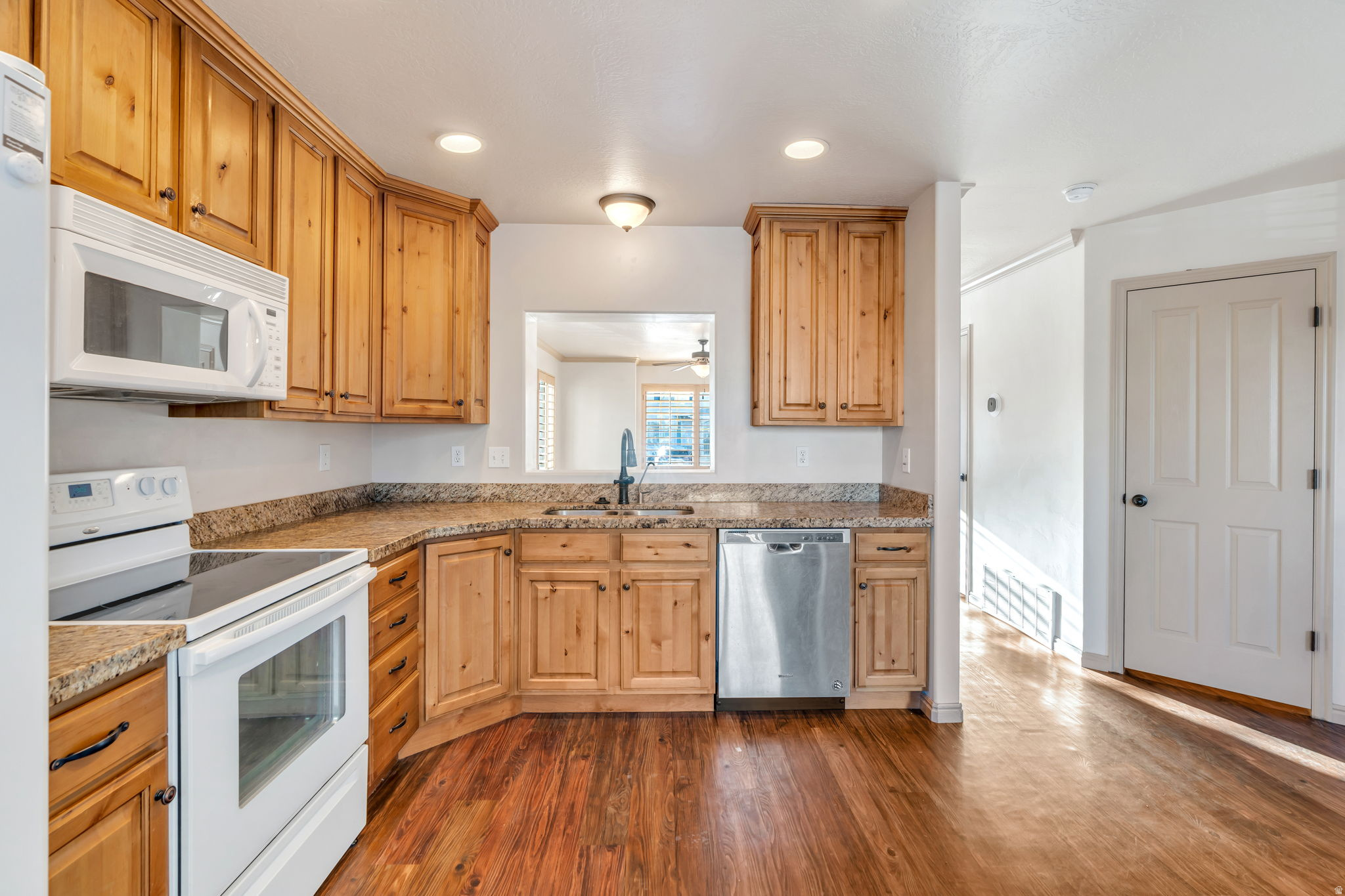 INDEPENDENCE AVE - Residential